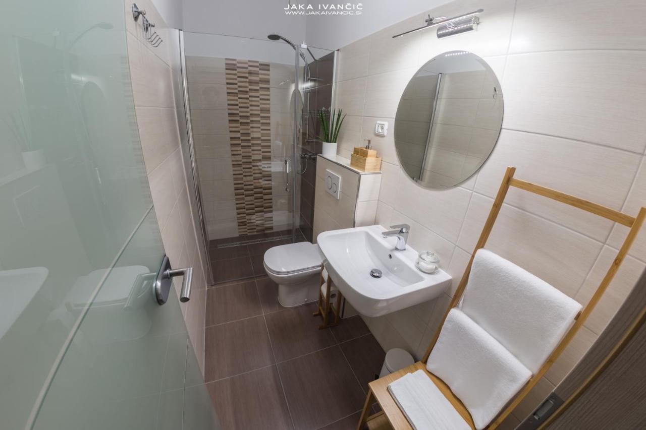 Med Oljkami Apartment Koper Dış mekan fotoğraf